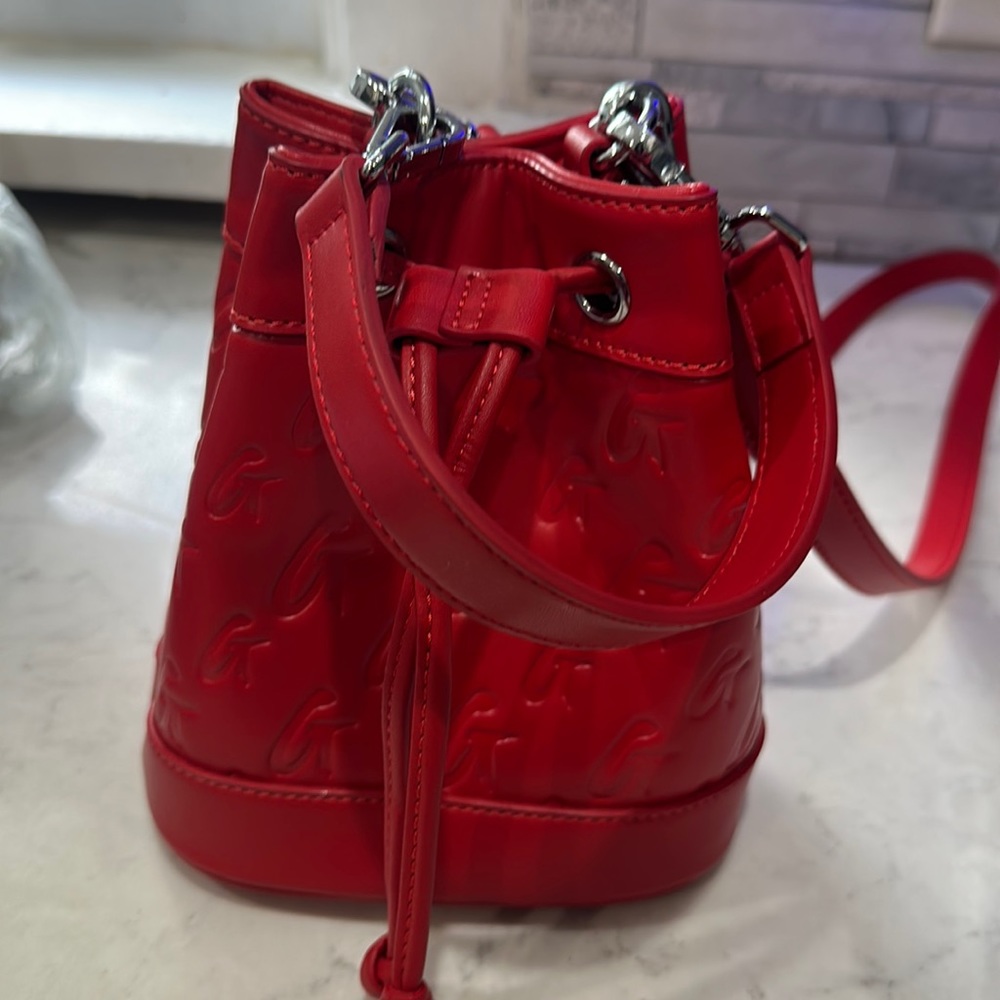 Mommy and me bucket bag with hat. Glamaholic Lifestle. Also extra free items.